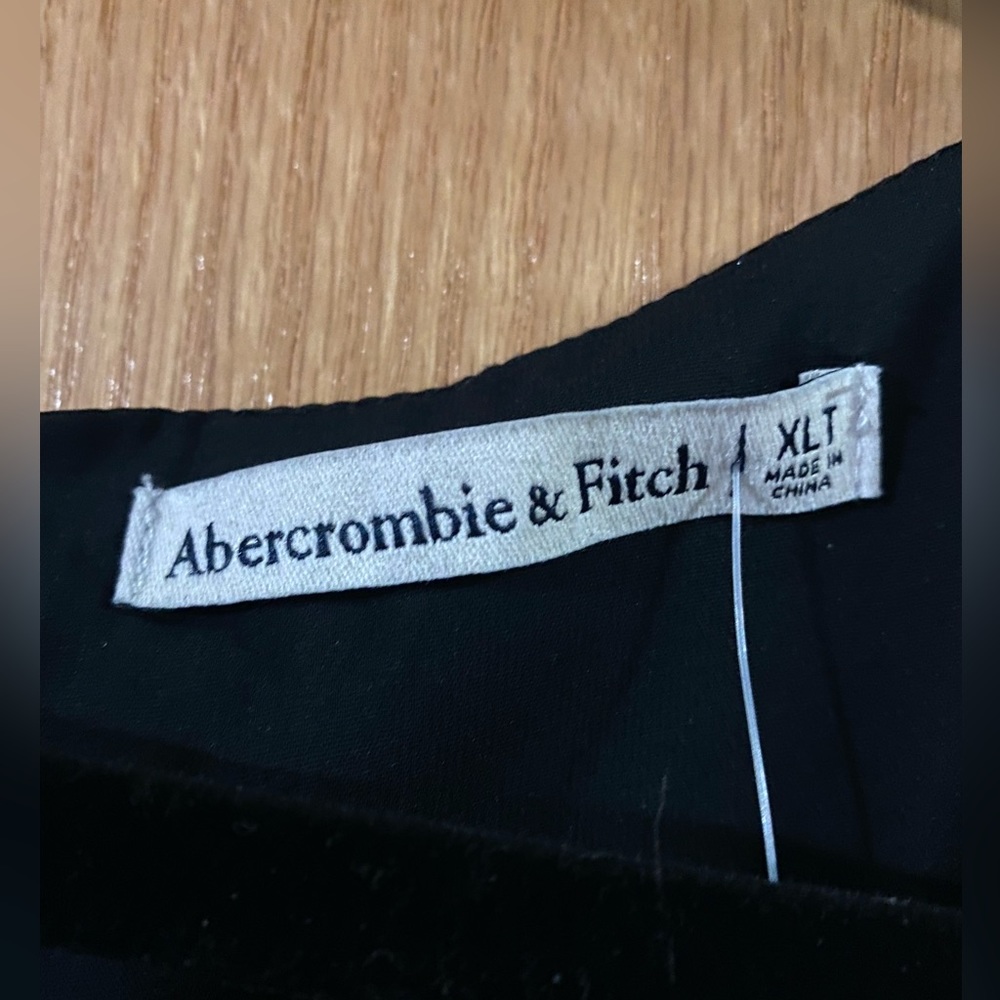 NWT Abercrombie & Fitch black Dress